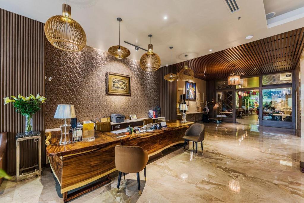 Sunflower Cbq Hotel โฮจิมินห์ซิตี้ ภายนอก รูปภาพ
