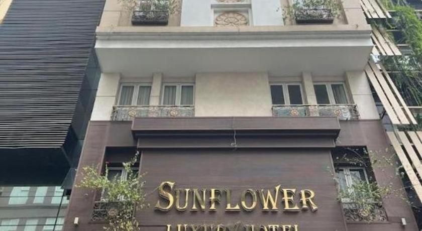 Sunflower Cbq Hotel โฮจิมินห์ซิตี้ ภายนอก รูปภาพ