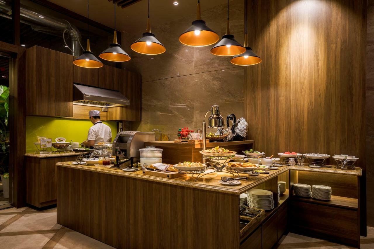 Sunflower Cbq Hotel โฮจิมินห์ซิตี้ ภายนอก รูปภาพ