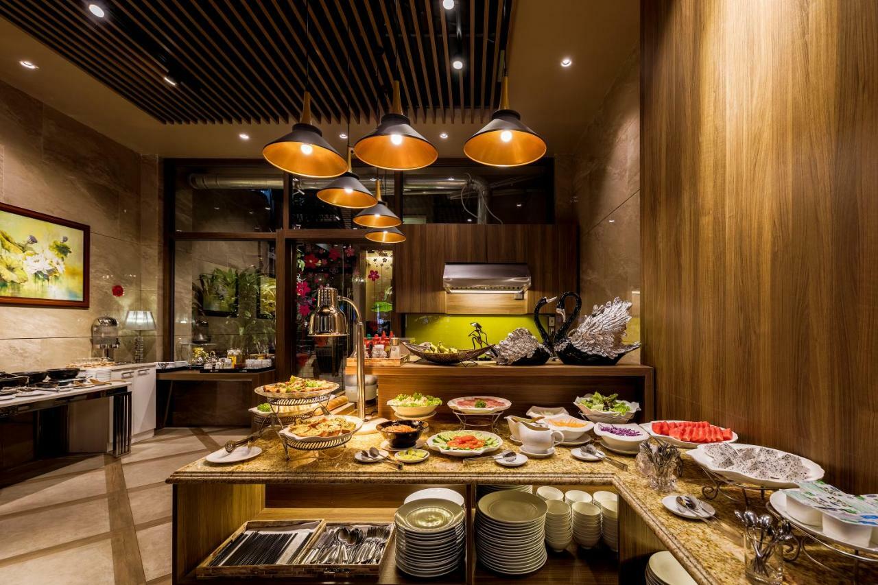 Sunflower Cbq Hotel โฮจิมินห์ซิตี้ ภายนอก รูปภาพ