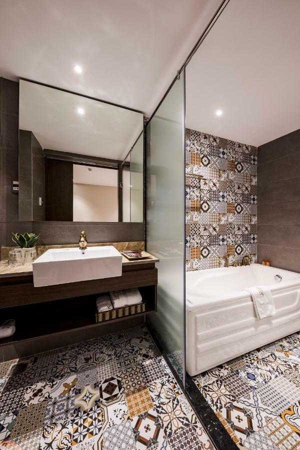Sunflower Cbq Hotel โฮจิมินห์ซิตี้ ภายนอก รูปภาพ